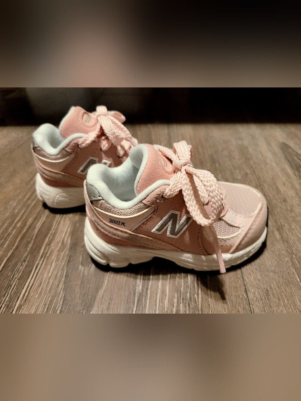 New Balance Kids Pink & White 2002R Lace-Up Sneakers